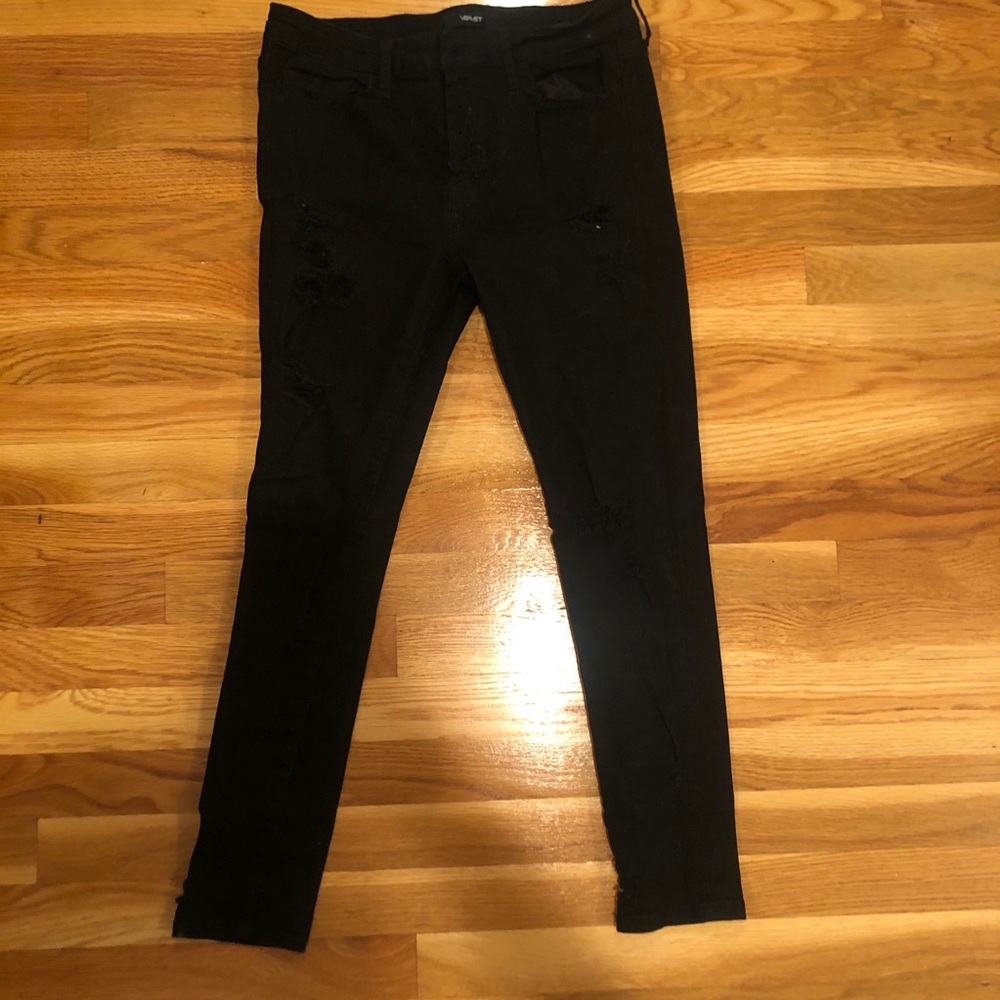 Ripped black jeans